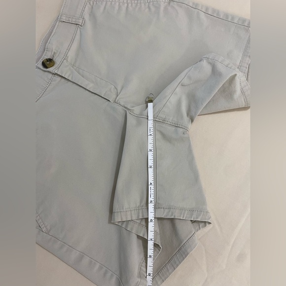Dockers khaki shorts.  EUC - Picture 8 of 8